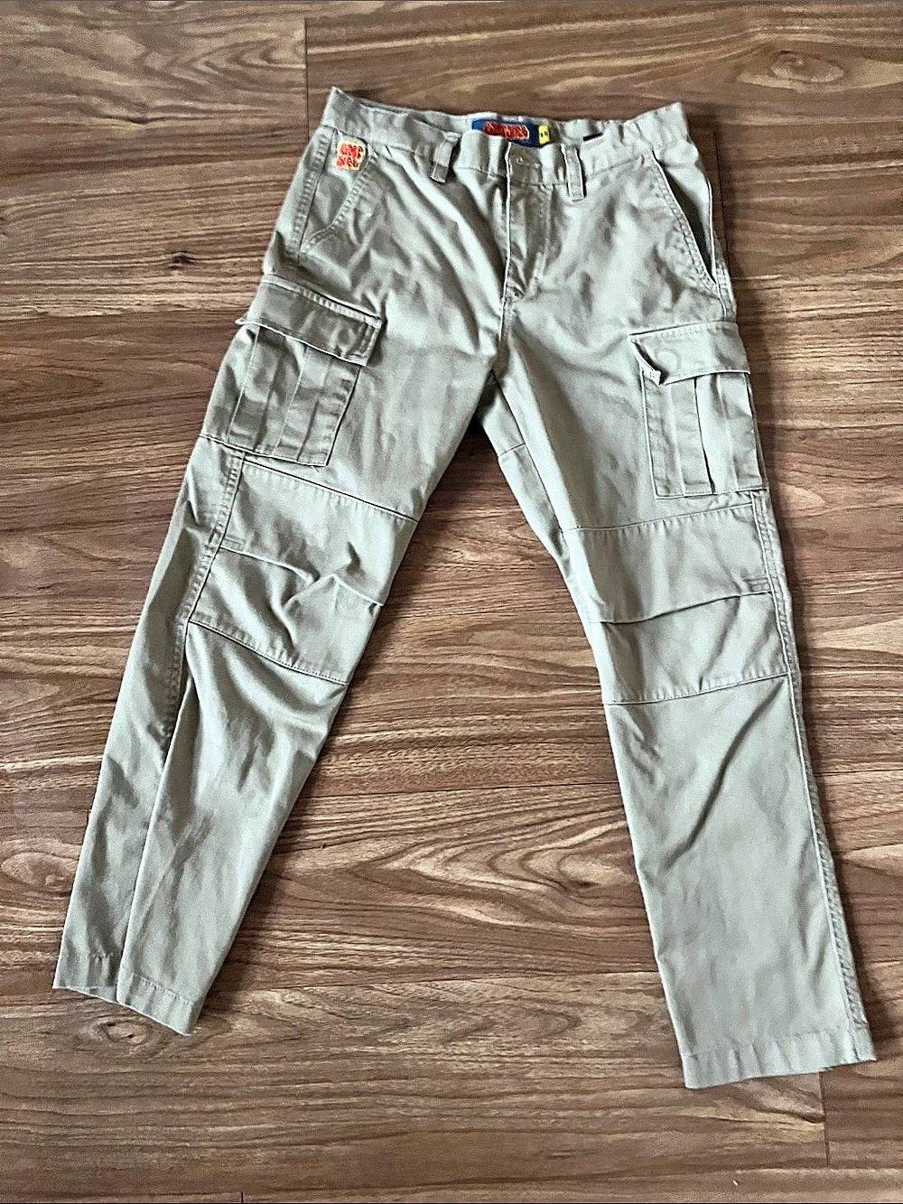 Empyre cargo Pants in beige in like new condition